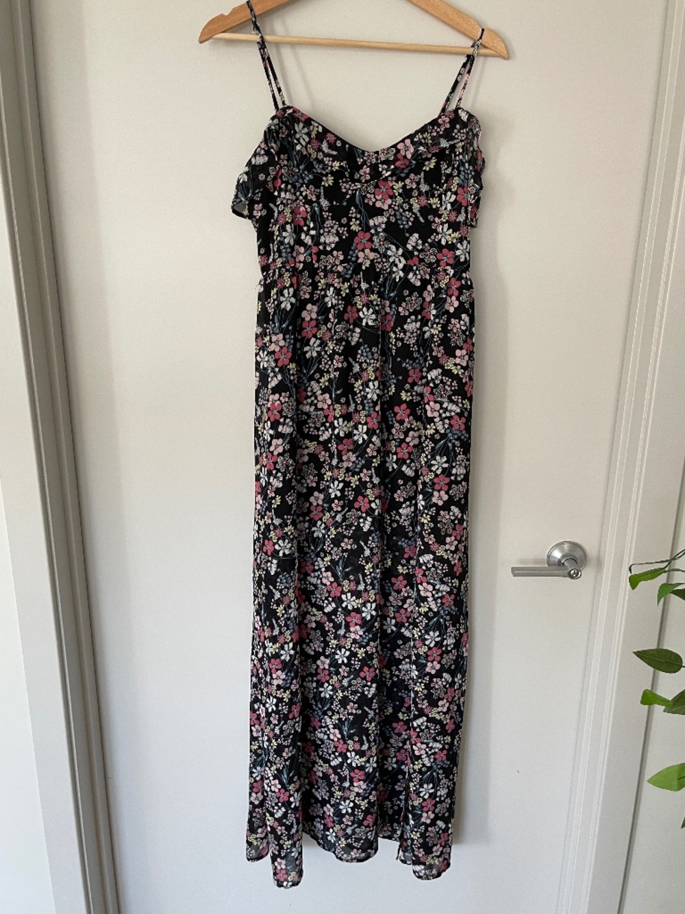Forever 21 Floral Dress Black Size L